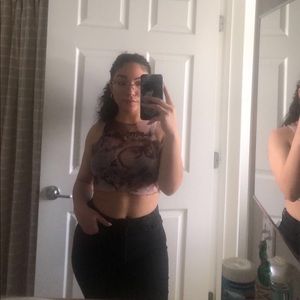 Meet your Posher, Noralbis